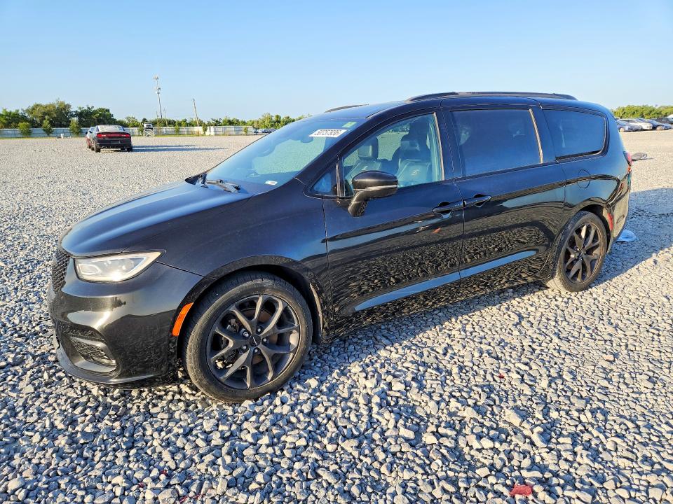 2022 Chrysler Pacifica VIN 2C4RC1BG8NR106997 COPART salvage auction — FRONT END, Fl - Certificate Of Destruction, sold $5,600 on 2026-07-09 (photo 1)