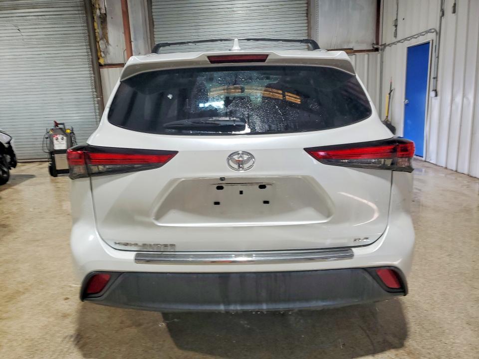 2023 Toyota Highlander VIN 5TDKDRAHXPS005543 COPART salvage auction — FRONT END, In - Certificate Of Title, sold $13,700 on 2026-07-02 (photo 6)