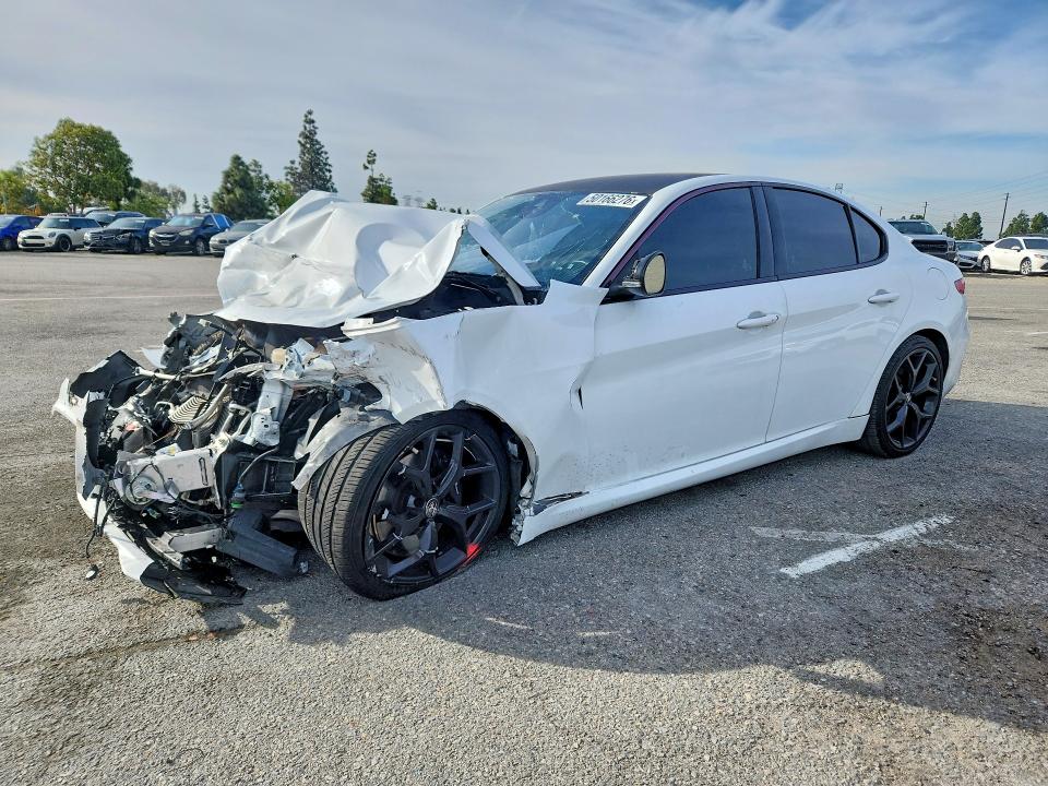 2020 Alfa romeo Giulia VIN ZARFAMAN0L7632216 COPART salvage auction — FRONT END, Ca - Salvage Certificate, sold $825 on 2026-07-07 (photo 1)