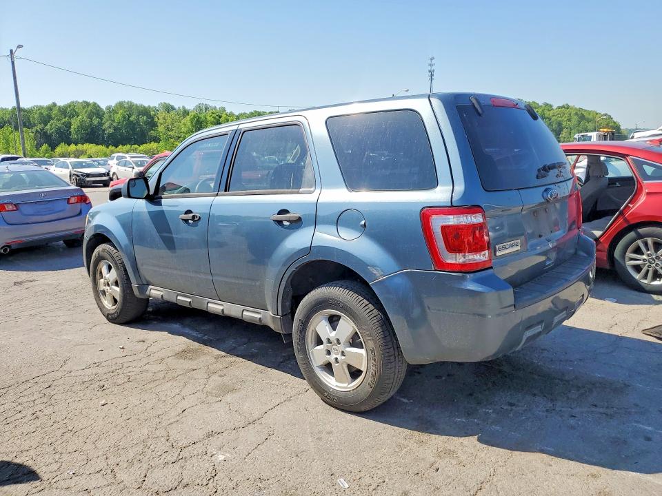 2012 Ford Escape VIN 1FMCU0C76CKA23975 COPART salvage auction — SIDE, Ky - Certificate Of Title, sold $300 on 2026-07-09 (photo 2)