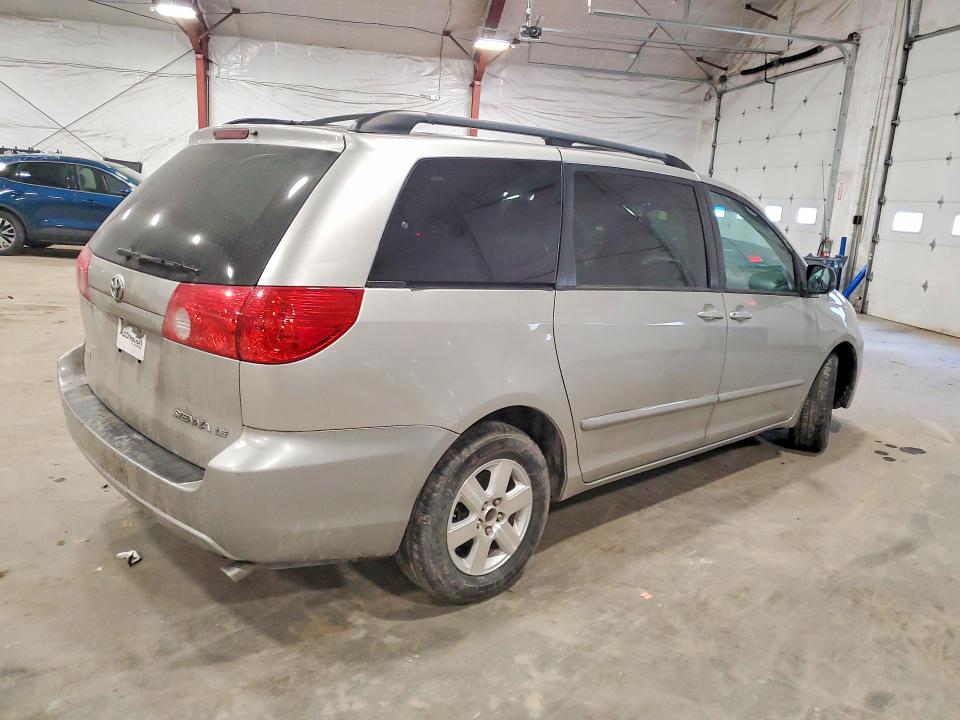 2010 Toyota Sienna VIN 5TDKK4CC8AS316857 COPART salvage auction — REAR END, TX - SALVAGE VEHICLE TITLE, sold $1,850 on 2026-07-13 (photo 3)