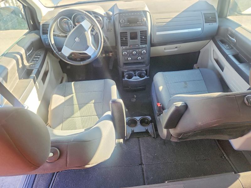 2008 Dodge Caravan VIN 2D8HN44HX8R771662 COPART salvage auction — FRONT END, Oh - Certificate Of Title, sold $325 on 2026-07-02 (photo 8)