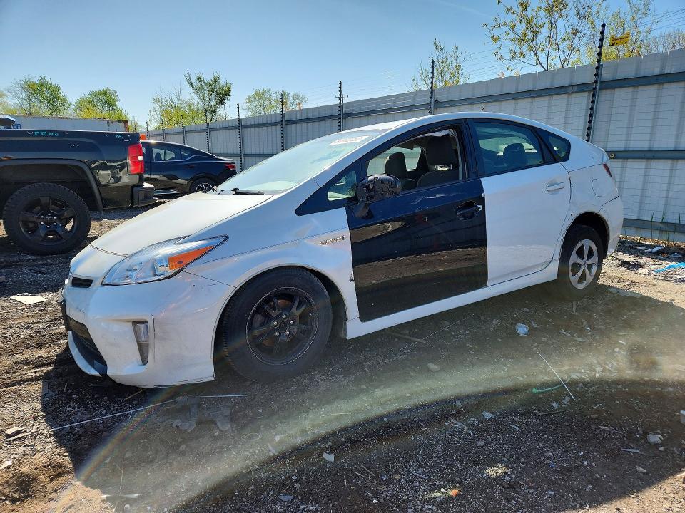 2014 Toyota Prius VIN JTDKN3DU4E1834122 COPART salvage auction — FRONT END, Il - Salvage Certificate, sold $900 on 2026-07-29 (photo 1)