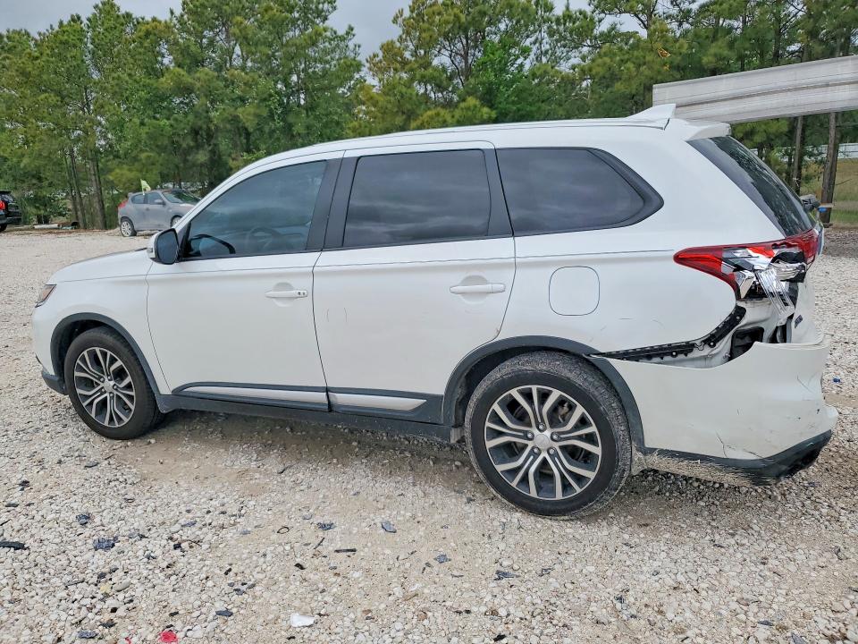 2018 Mitsubishi Outlander VIN JA4AD3A38JZ006235 COPART salvage auction — REAR END, Tx - Certificate Of Title, sold $3,650 on 2026-07-02 (photo 2)
