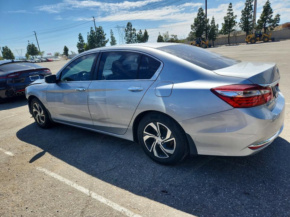 2017 Honda Accord VIN 1HGCR2F34HA044784 COPART salvage auction — FRONT END, Salvage Title, sold $200 on 2026-07-21 (photo 2)