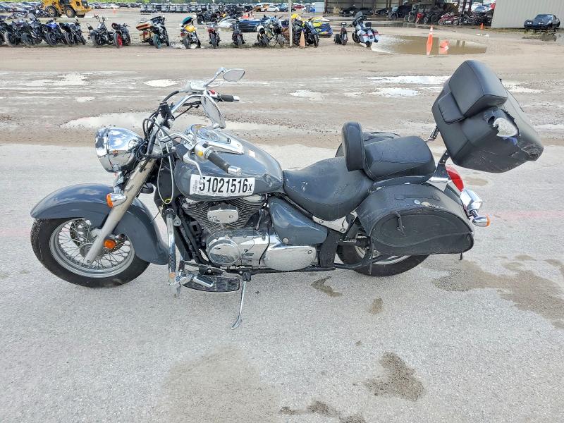 2022 Suzuki Vl 800 volusia VIN JS1VS55A0N7100560 COPART salvage auction — SIDE, Tx - Salvage Vehicle Title, sold $1,650 on 2026-07-09 (photo 3)