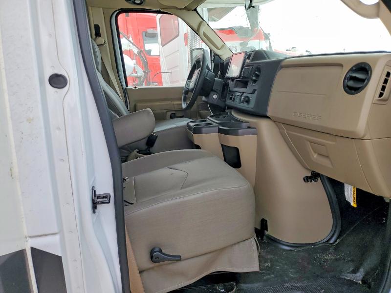 2022 Ford Econoline VIN 1FDXE4FN8NDC24400 COPART salvage auction — FRONT END, TX - SALVAGE VEHICLE TITLE, sold $7,400 on 2026-07-30 (photo 5)