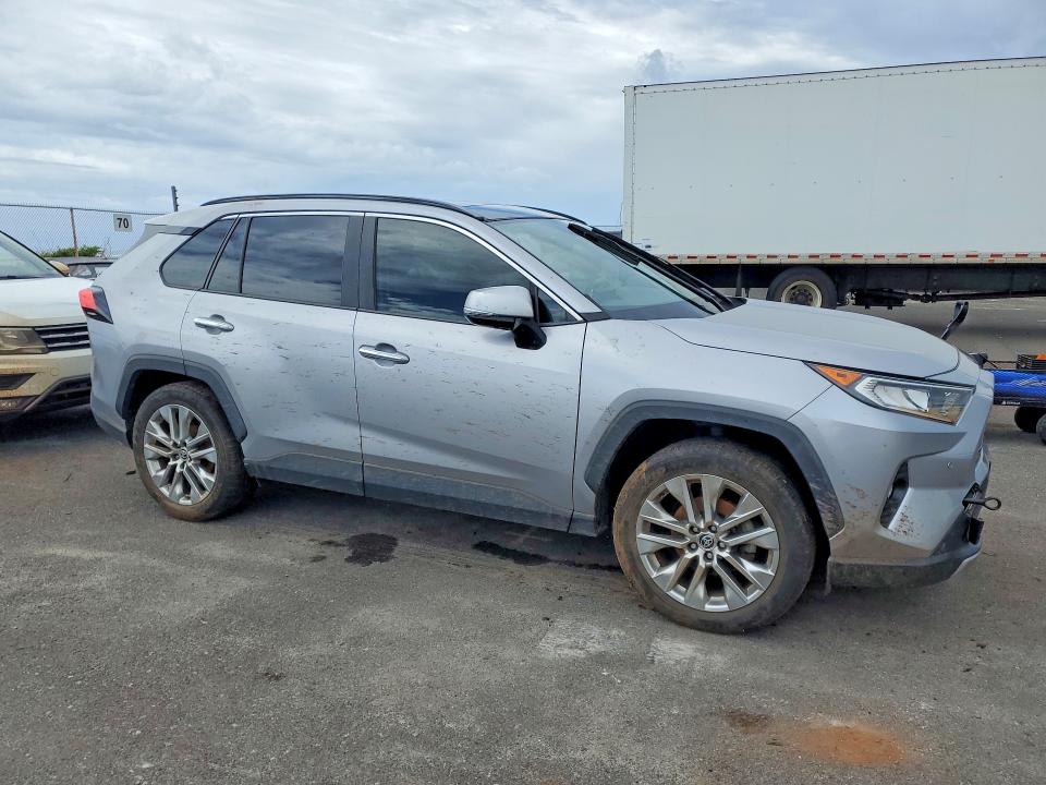 2021 Toyota Rav 4 VIN JTMY1RFV5MD078800 COPART salvage auction — WATER/FLOOD, Hi - Certificate Of Salvage, sold $3,300 on 2026-07-20 (photo 4)