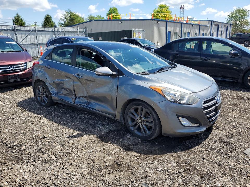 2016 Hyundai Elantra VIN KMHD35LH2GU316229 COPART salvage auction — SIDE, Md - Cert Of Salvage > 75% Damage, sold $2,200 on 2026-07-06 (photo 4)