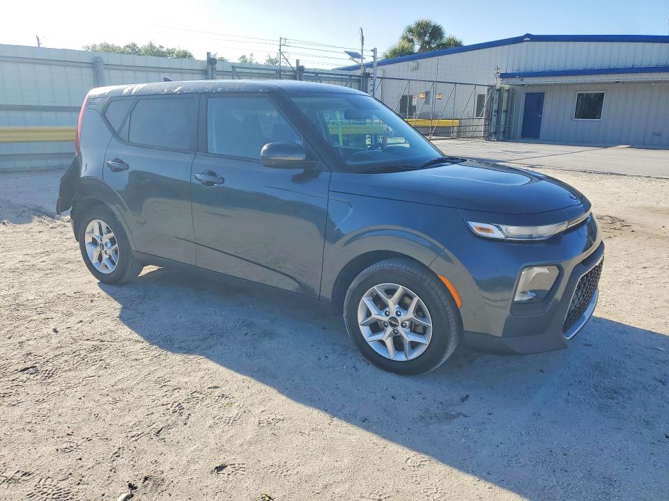 2020 Kia Soul VIN KNDJ23AU2L7096338 COPART salvage auction — SIDE, FL - CERTIFICATE OF DESTRUCTION, sold $2,600 on 2026-07-22 (photo 4)