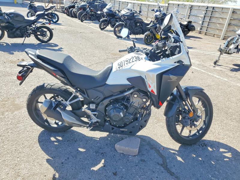 2025 Honda Cb VIN MLHPC7254S5100175 COPART salvage auction — SIDE, Id - Salvage Certificate Of Title, sold $1,450 on 2026-07-02 (photo 1)