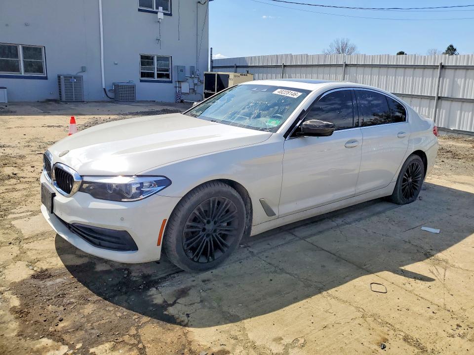 2019 BMW 5 series VIN WBAJA7C50KWW17526 COPART salvage auction — INTERIOR BURN, Wv - Certificate Of Title, sold $6,400 on 2026-07-29 (photo 1)