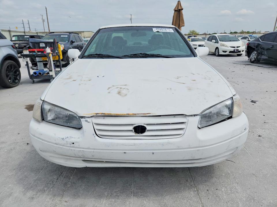 1998 Toyota Camry VIN 4T1BG22K2WU359927 COPART salvage auction — FRONT END, Tx - Cert Of Title-Rebuilt Salvage, sold $250 on 2026-07-09 (photo 5)