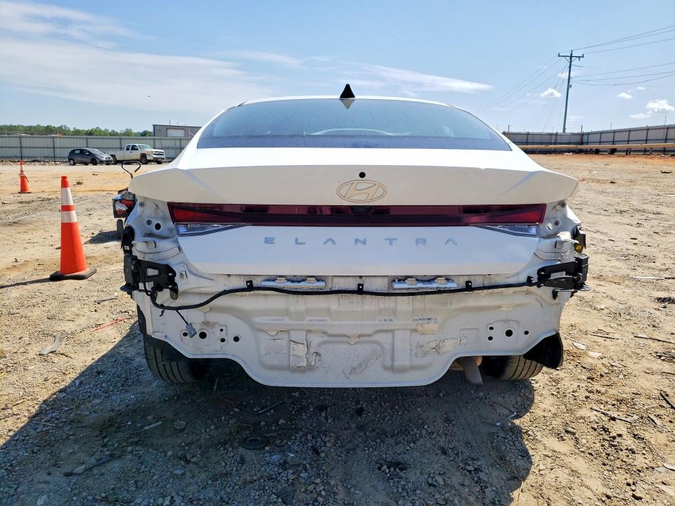 2024 Hyundai Elantra VIN KMHLM4DG2RU817973 COPART salvage auction — SIDE, Id - Salvage Certificate Of Title, sold $3,100 on 2026-07-24 (photo 6)