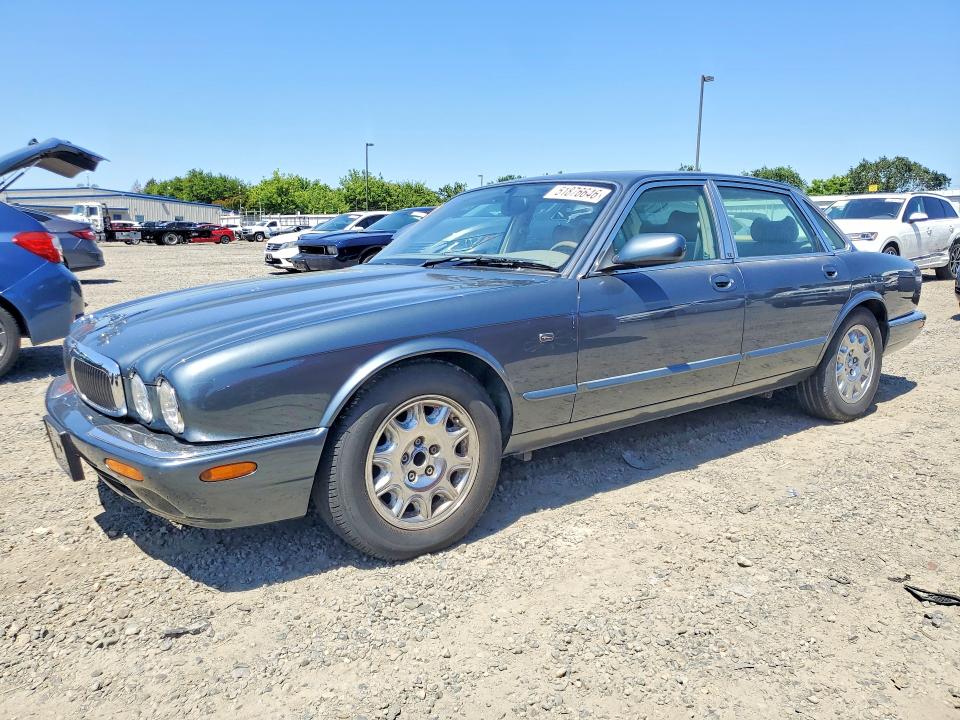 1998 Jaguar Xj series VIN SAJHX1247WC841374 COPART salvage auction — NORMAL WEAR, Ca - Dis/Dlr/Exp Only Clean Title, sold $525 on 2026-07-09 (photo 1)