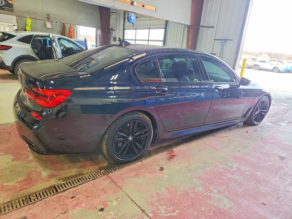 2017 BMW 7er VIN WBA7F2C58HG422064 COPART salvage auction — MECHANICAL, Oh - Certificate Of Title, sold $4,250 on 2026-07-28 (photo 3)