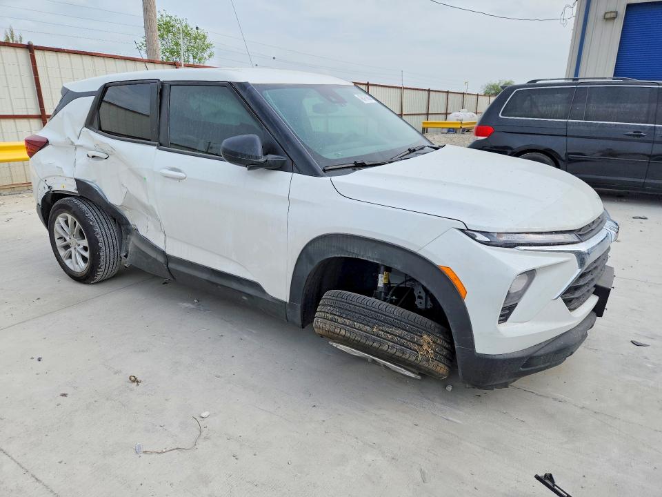 2025 Chevrolet Trailblazer VIN KL79MMSP4SB105416 COPART salvage auction — SIDE, Tx - Certificate Of Title, sold $5,300 on 2026-07-08 (photo 4)