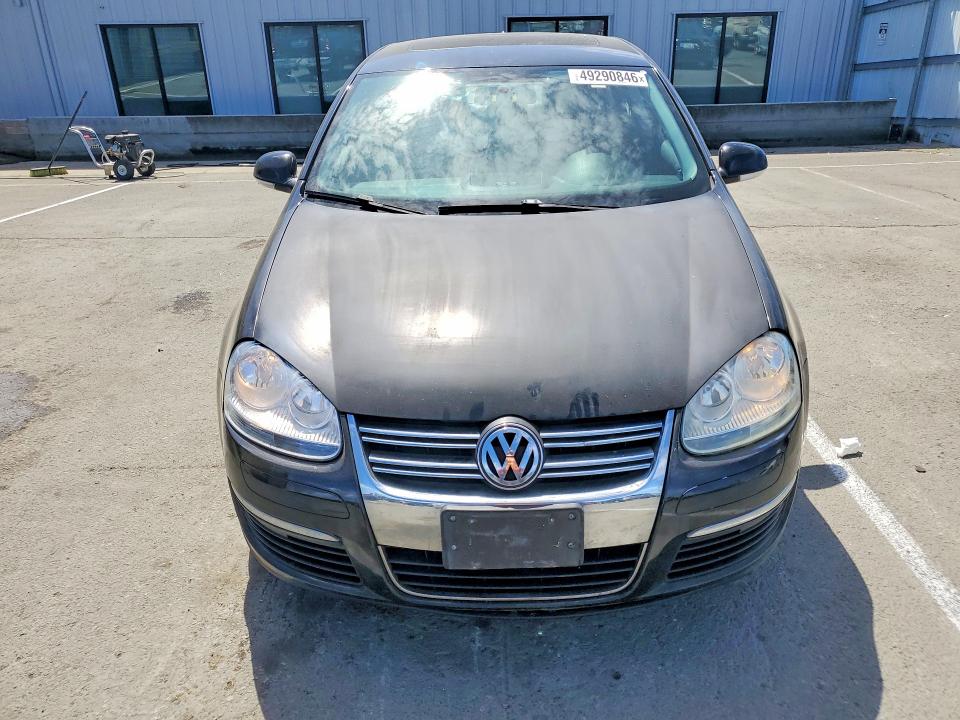 2008 Volkswagen Jetta VIN 3VWRM71K18M175027 COPART salvage auction — MINOR DENT/SCRATCHES, Nm - Dis/Dlr/Exp Only Clean Title (P), sold $350 on 2026-07-08 (photo 5)