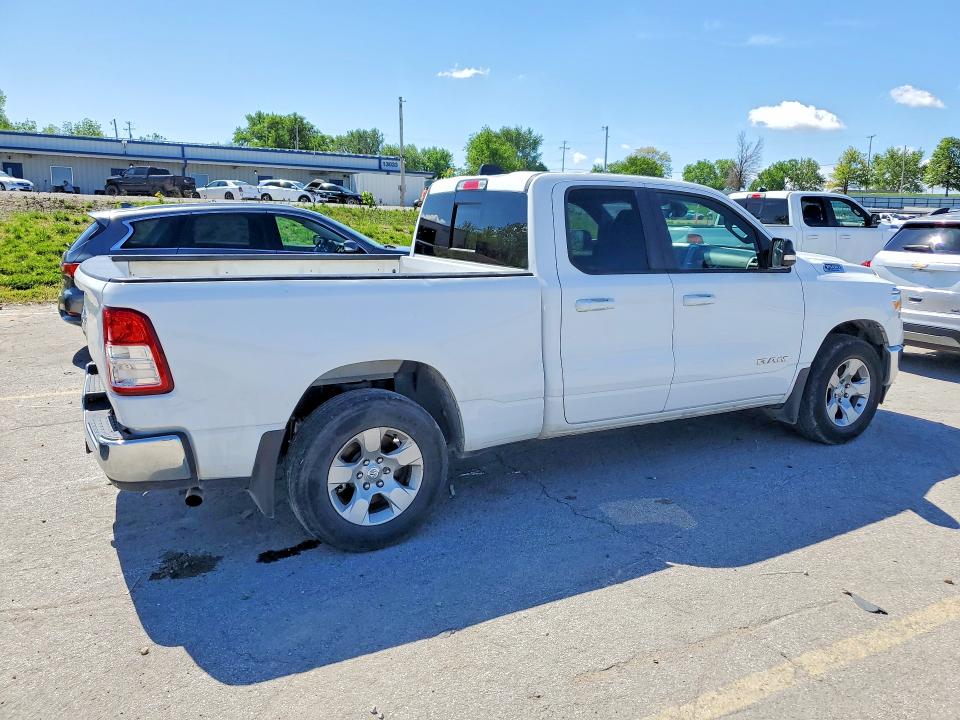 2022 Ram 1500 VIN 1C6RREBG2NN372882 COPART salvage auction — MINOR DENT/SCRATCHES, Mo - Certificate Of Title, sold $17,500 on 2026-07-02 (photo 3)