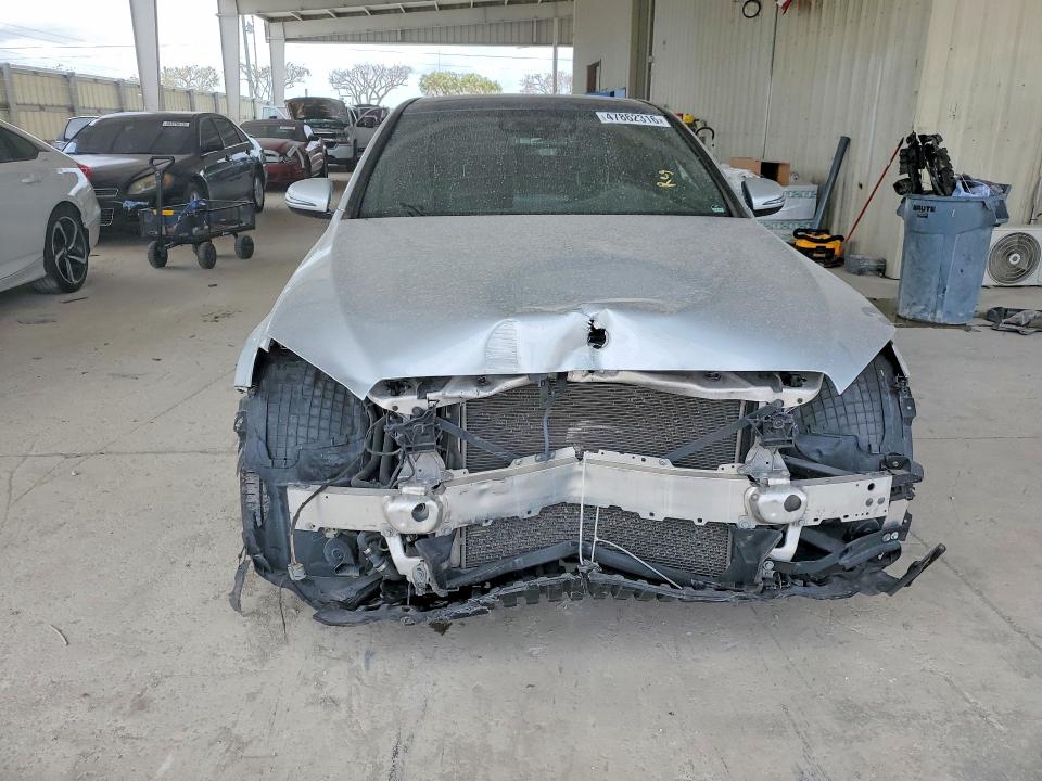 2017 Mercedes-benz C-klasse VIN 55SWF4JB5HU222299 COPART salvage auction — FRONT END, Fl - Cert Of Title Slvg Rebuildable, sold $3,050 on 2026-07-28 (photo 5)