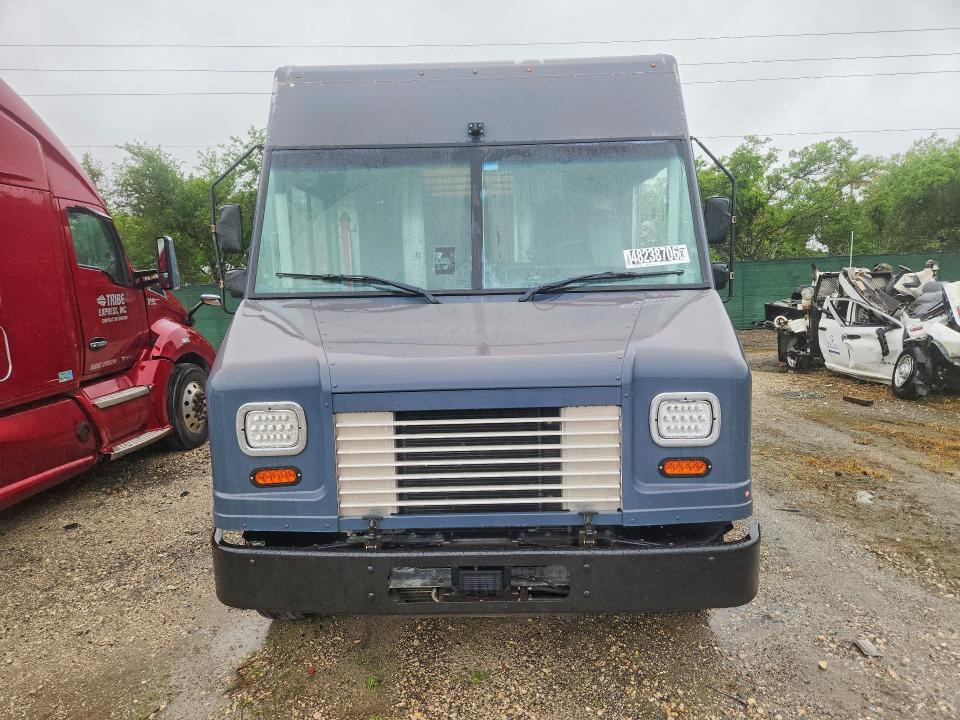 2021 Ford F59 VIN 1F65F5KN3M0A01758 COPART salvage auction — MINOR DENT/SCRATCHES, Fl - Certificate Of Title, sold $17,200 on 2026-07-07 (photo 5)