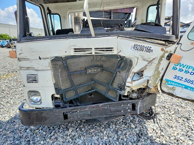 2016 Autocar llc Xpeditor VIN 5VCACLVF6GH220204 COPART salvage auction — FRONT END, FL - CERT OF TITLE SLVG REBUILDABLE, sold $6,300 on 2026-07-09 (photo 9)