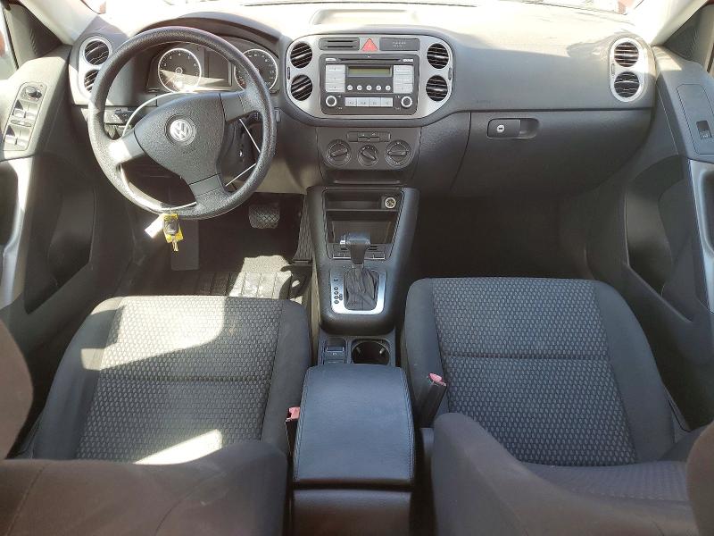 2010 Volkswagen Tiguan VIN WVGAV7AX4AW000474 COPART salvage auction — MINOR DENT/SCRATCHES, Ca - Dis/Dlr/Exp Only Clean Title (P), sold $325 on 2026-07-09 (photo 8)