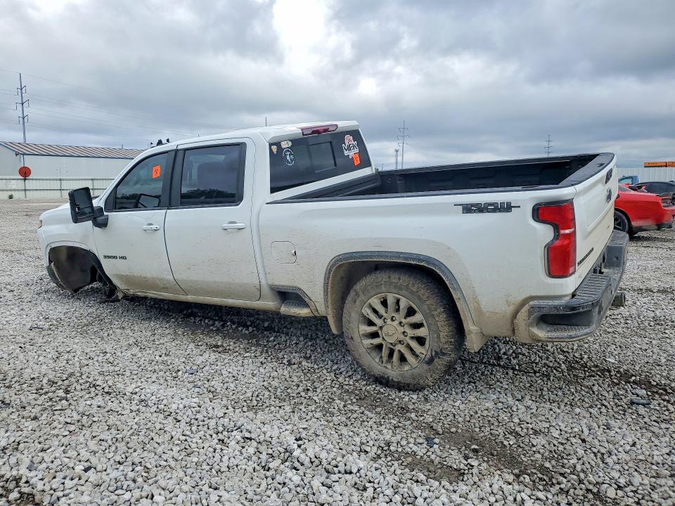 2025 Chevrolet Silverado 3500 VIN 2GC4KTEY1S1132915 COPART salvage auction — Front End, OH - CERT OF TITLE-SALVAGE, sold $23,000 on 2026-06-05 (photo 2)