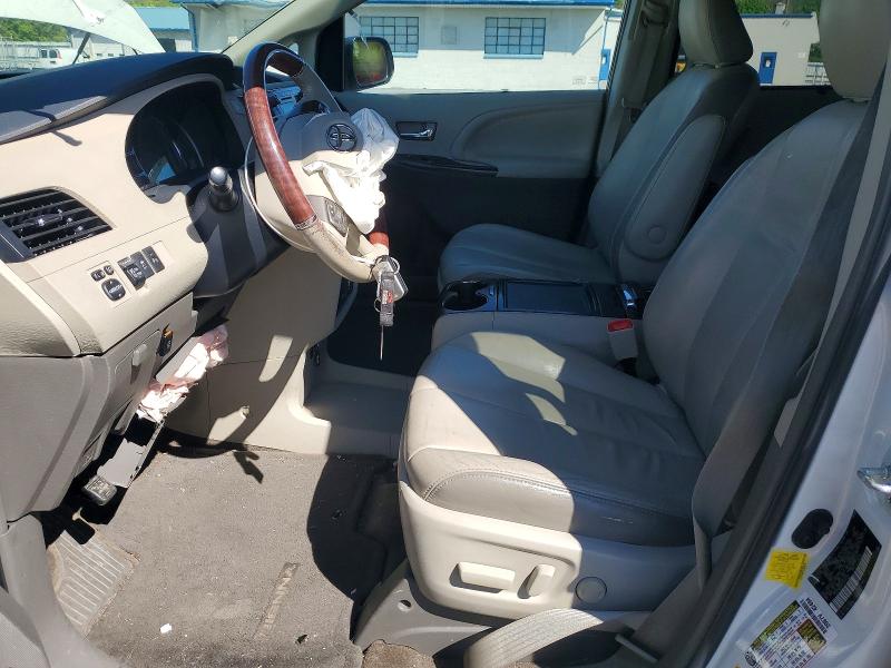 2012 Toyota Sienna VIN 5TDYK3DCXCS256117 COPART salvage auction — FRONT END, Salvage Title, sold $175 on 2026-07-21 (photo 7)