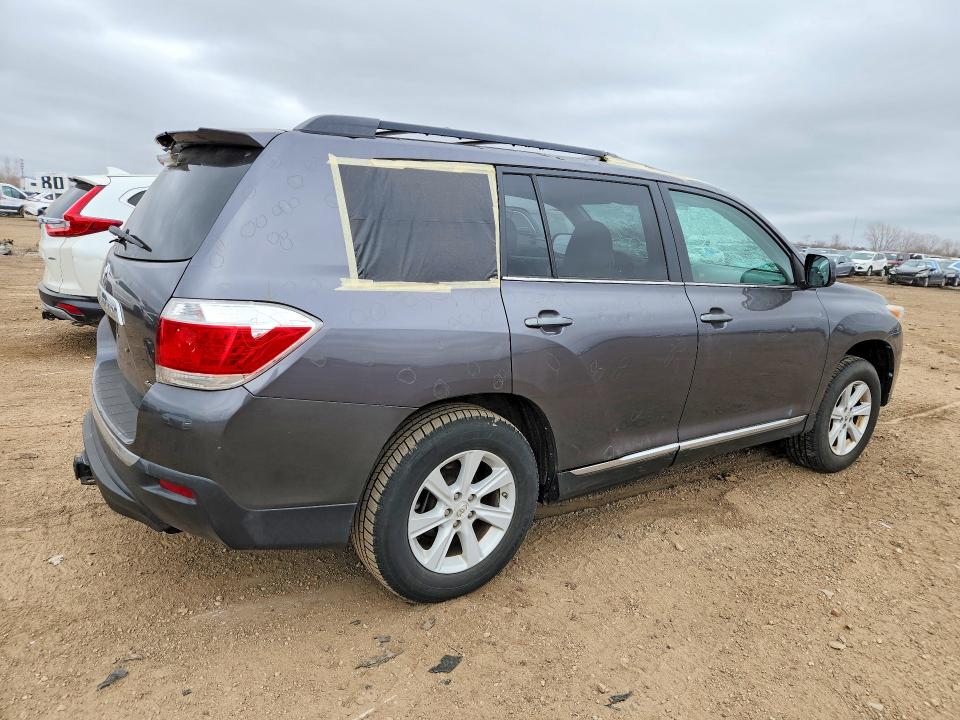 2013 Toyota Highlander VIN 5TDBK3EH5DS201348 COPART salvage auction — HAIL, Il - Salvage Certificate, sold $4,200 on 2026-07-21 (photo 3)