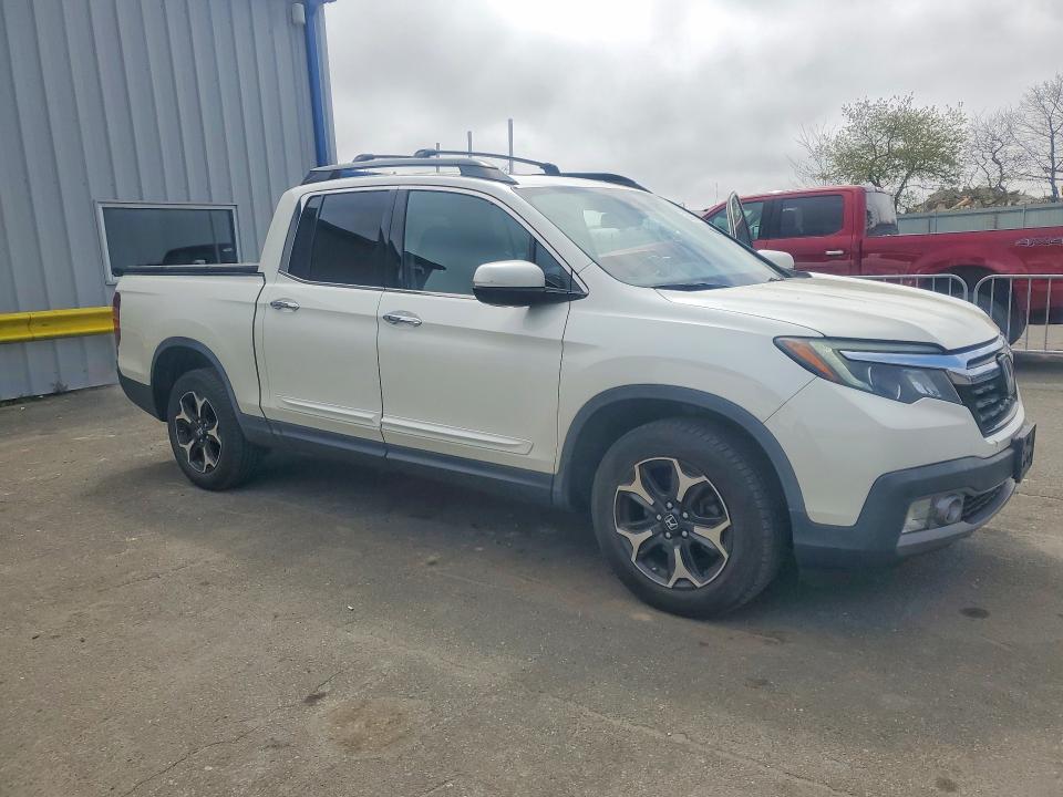 2017 Honda Ridgeline VIN 5FPYK3F70HB002841 COPART salvage auction — NORMAL WEAR, Oh - Certificate Of Title, sold $7,300 on 2026-07-02 (photo 4)