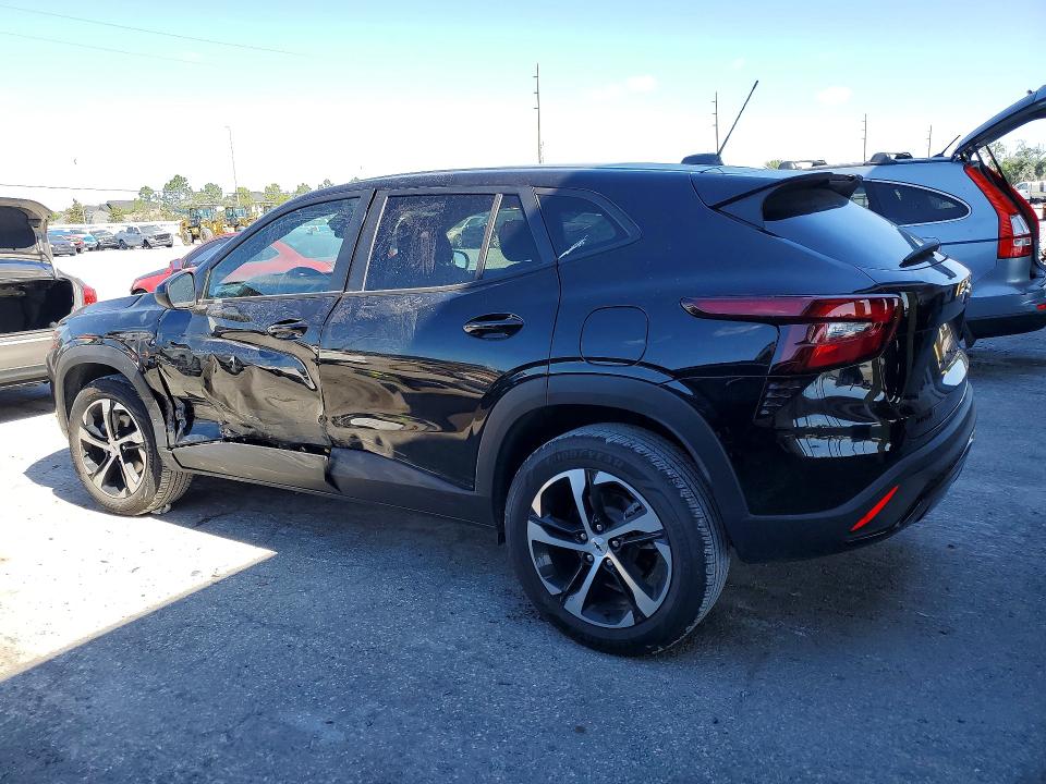 2025 Chevrolet Trax VIN KL77LGEP7SC254260 COPART salvage auction — SIDE, FL, sold $7,200 on 2026-07-17 (photo 2)
