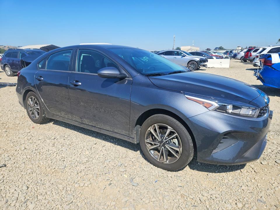 2024 Kia Forte VIN 3KPF24AD6RE798411 COPART salvage auction — REAR END, Id - Salvage Certificate Of Title, sold $3,600 on 2026-07-02 (photo 4)
