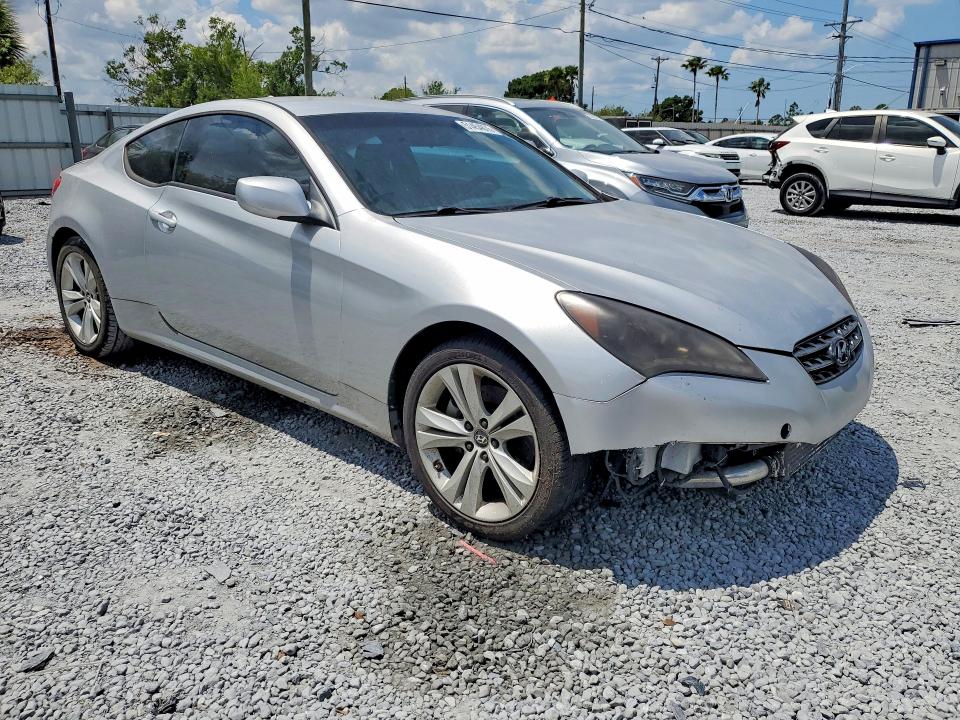 2011 Hyundai Genesis VIN KMHHT6KD4BU044698 COPART salvage auction — NORMAL WEAR, Fl - Certificate Of Title, sold $450 on 2026-07-10 (photo 4)