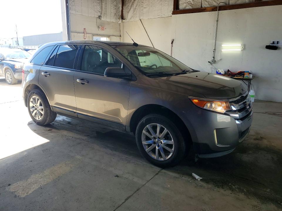2014 Ford Edge VIN 2FMDK3JC5EBB53822 COPART salvage auction — NORMAL WEAR, KY - CERTIFICATE OF TITLE, sold $950 on 2026-07-09 (photo 4)
