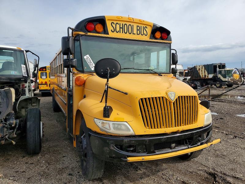 2012 Ic VIN 4DRBUSKP7CB562064 COPART salvage auction — NORMAL WEAR, Il - Certificate Of Title, sold $2,000 on 2026-09-03 (photo 1)