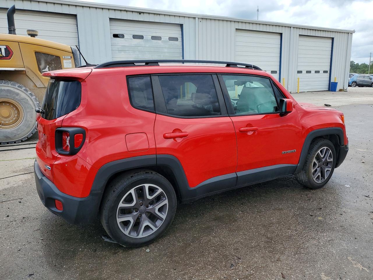 2015 Jeep Renegade VIN ZACCJABT9FPC22823 COPART salvage auction — Front End, AL - CERT OF TITLE-SALVAGE TITLE, sold $700 on 2026-07-09 (photo 3)