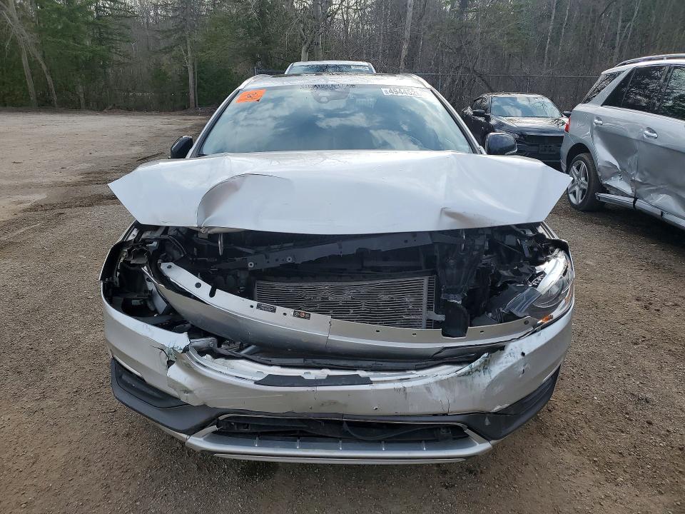 2015 Volvo V60 VIN YV4612HLXF1001156 COPART salvage auction — FRONT END, On - Permit No Brand - Unfit, sold $650 on 2026-07-14 (photo 5)