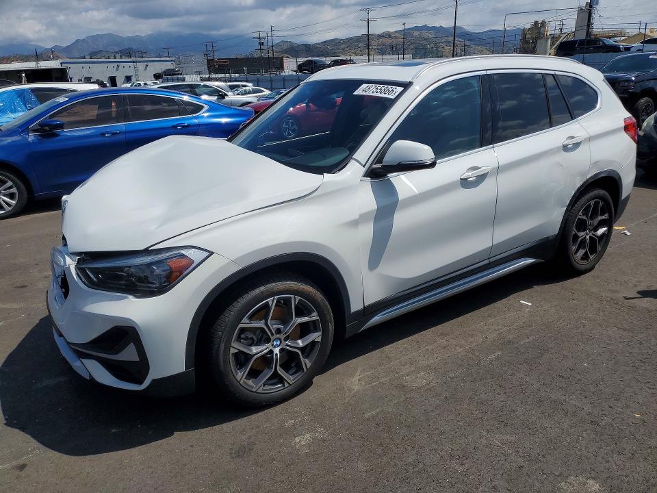 2021 BMW X1 VIN WBXJG7C00M5S68823 COPART salvage auction — FRONT END, Salvage Title, sold $2,900 on 2026-07-20 (photo 1)