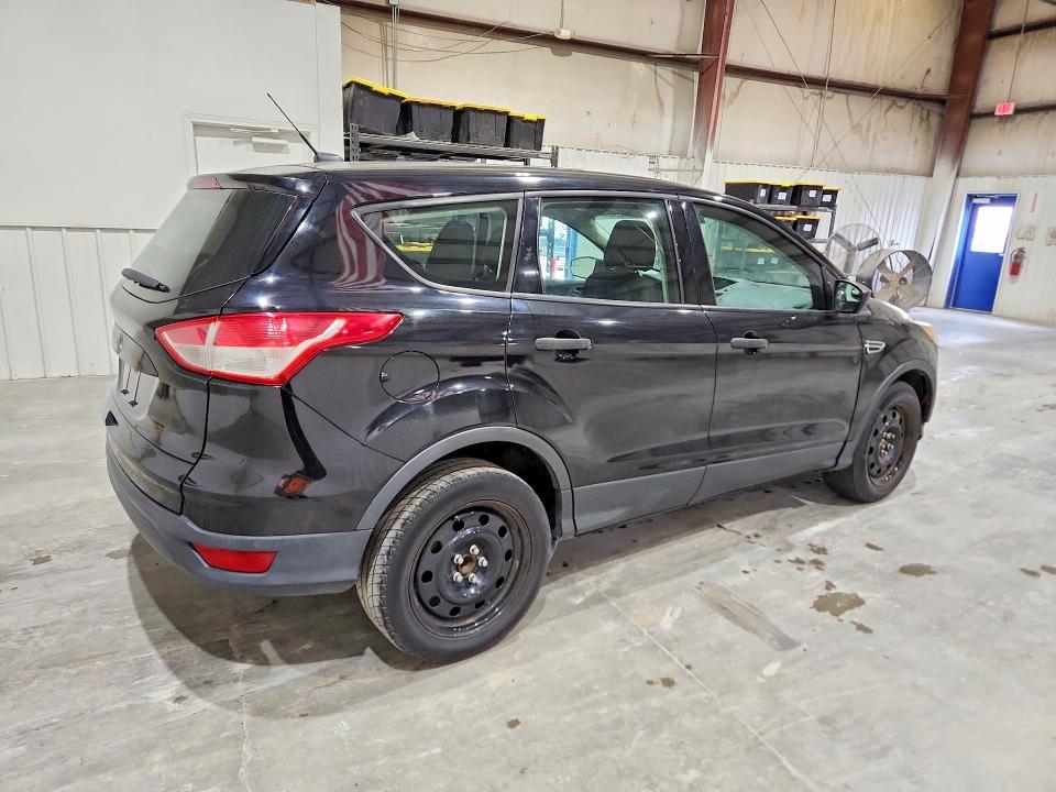 2016 Ford Escape VIN 1FMCU0F7XGUB12616 COPART salvage auction — MINOR DENT/SCRATCHES, Ok - Certificate Of Title (P), sold $725 on 2026-07-10 (photo 3)