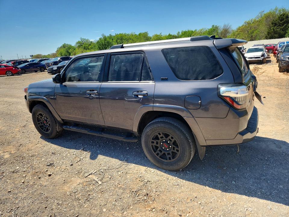 2021 Toyota 4runner VIN JTEMU5JR8M5909401 COPART salvage auction — REAR END, Ok - Cert Of Title-Salvage, sold $14,100 on 2026-07-07 (photo 2)