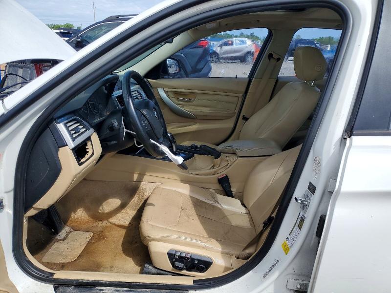 2012 BMW 3er VIN WBA3A5G52CNP16279 COPART salvage auction — FRONT END, Tx - Cert Of Title-Rebuilt Salvage, sold $400 on 2026-07-09 (photo 7)