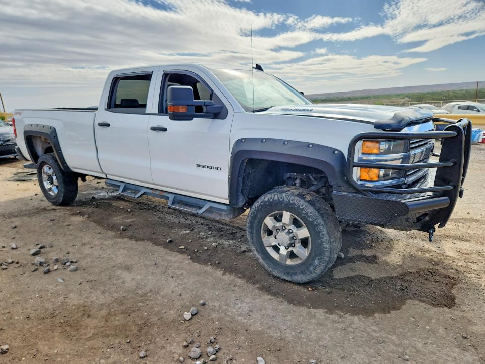 2018 Chevrolet Silverado 3500 VIN 1GC4KYCY5JF167867 COPART salvage auction — ENGINE BURN, NM - CERT OF TITLE-SALVAGE, sold $3,150 on 2026-07-08 (photo 4)