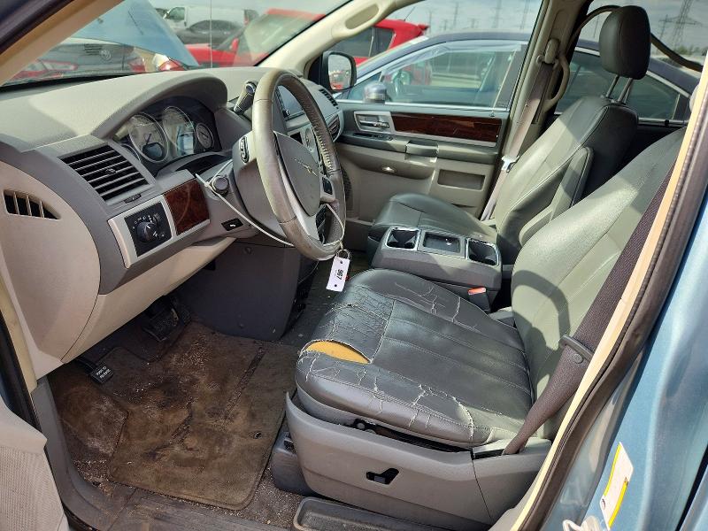 2010 Chrysler Voyager VIN 2A4RR5DX6AR253939 COPART salvage auction — NORMAL WEAR, Il - Certificate Of Title, sold $400 on 2026-07-28 (photo 7)