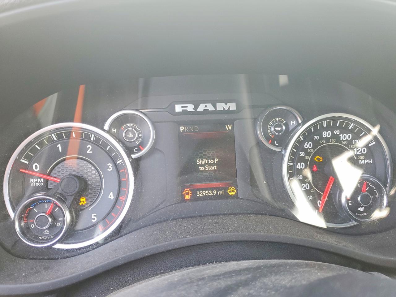 2024 Ram 3500 VIN 3C63R3CL1RG166974 COPART salvage auction — Side, NY - MV-907A SALVAGE CERTIFICATE, sold $18,100 on 2026-05-20 (photo 9)
