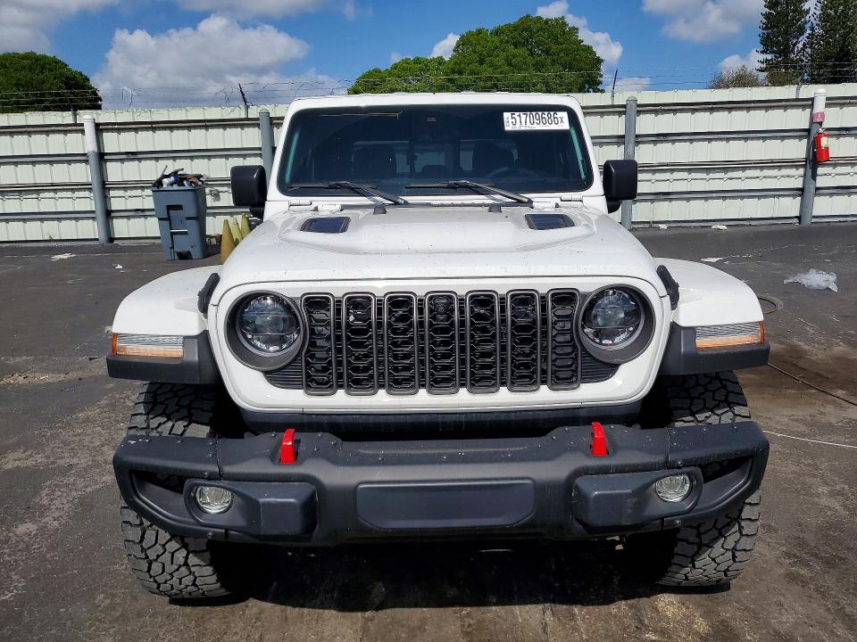 2024 Jeep Gladiator VIN 1C6JJTBG5RL129349 COPART salvage auction — REAR END, FL, sold $18,400 on 2026-07-27 (photo 5)