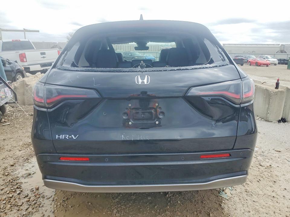 2025 Honda Hr-v VIN 3CZRZ2H70SM780179 COPART salvage auction — HAIL, Ks - Certificate Of Title, sold $1,500 on 2026-06-30 (photo 6)