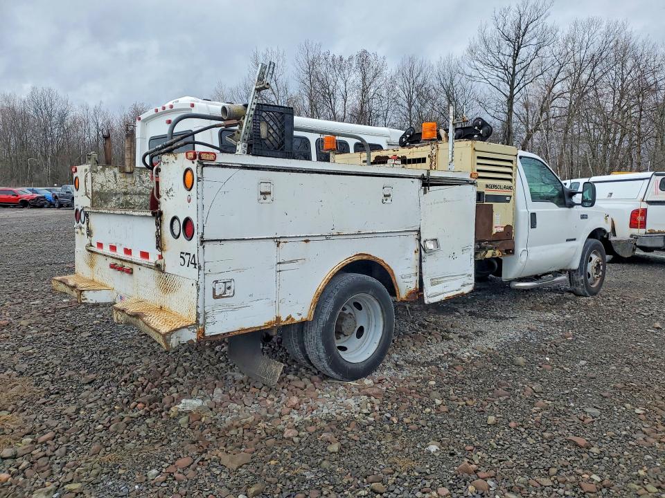 2000 Ford F-450 super duty VIN 1FDXF46F9YEE39661 COPART salvage auction — SIDE, Ny - Certificate Of Title, sold $1,950 on 2026-07-08 (photo 3)