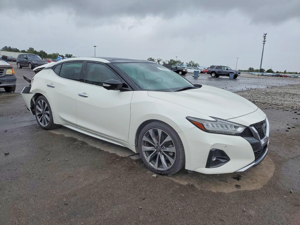 2019 Nissan Maxima VIN 1N4AA6AV1KC373151 COPART salvage auction — REAR END, Nc - Salvage Certificate Of Title, sold $4,650 on 2026-07-06 (photo 4)