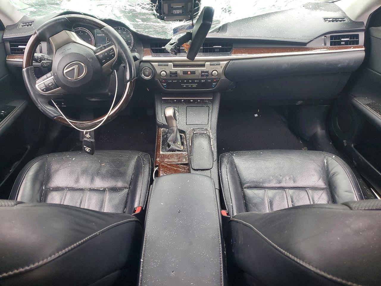 2017 Lexus ES 350 VIN 58ABK1GG5HU037579 COPART salvage auction — Rollover, TX - SALVAGE VEHICLE TITLE, sold $1,800 on 2026-06-25 (photo 8)